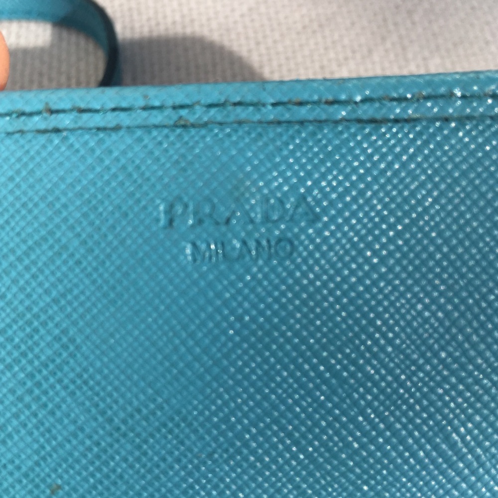 PRADA authentic saffiano leather - Picture 8 of 8